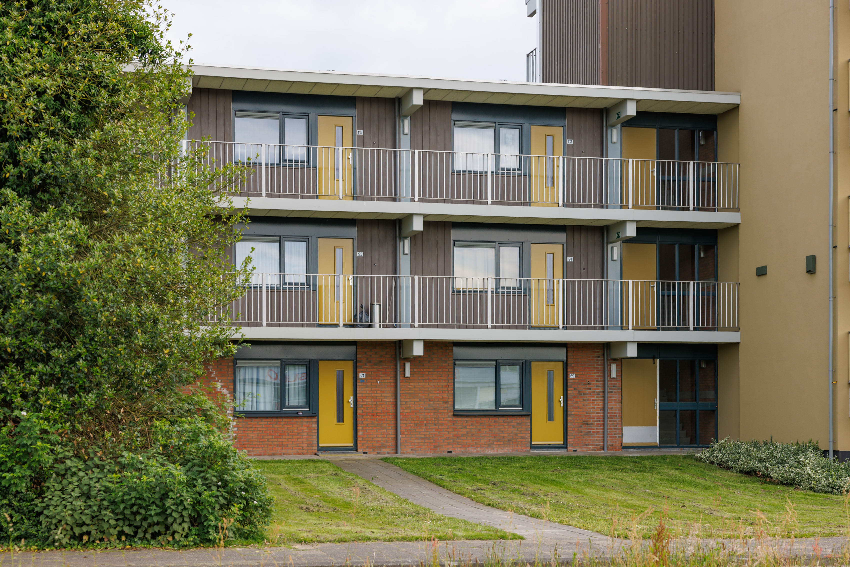 Duurzame, robuuste en onderhoudsarme gevelbekleding voor de Vissershoekflat
