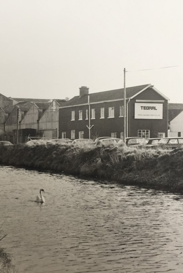 Cedral Slates (formerly Tegral) factory with river barrow and swan