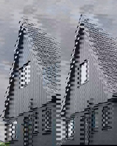 Cedral cladding can also be installed vertically. Why don’t you set the façade trend for this winter?  