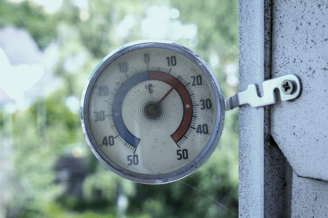 Vergeet niet dat het voor buitenwerk minstens 5 graden moet zijn.