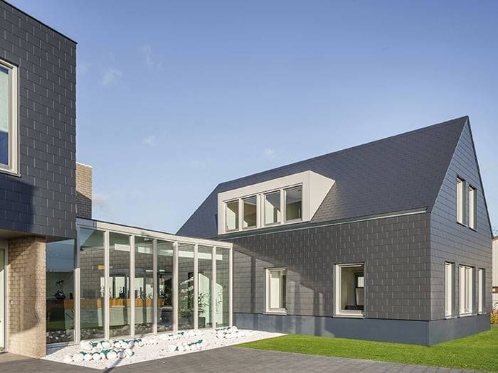 Gebäudehülle und Anbau