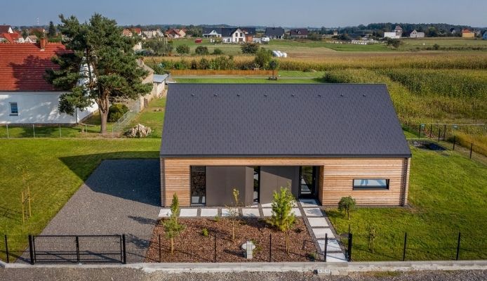 Jak dwuspadowy dach połączył nowoczesną STODOŁĘ i CEDRAL? 