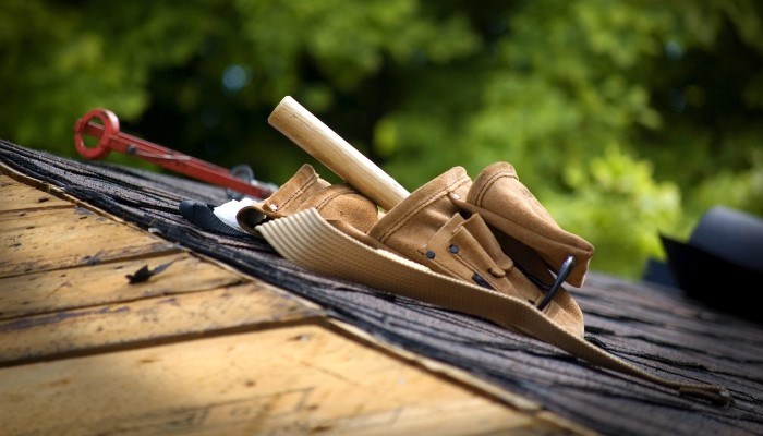 Wanneer moet je dakwerken aangeven?