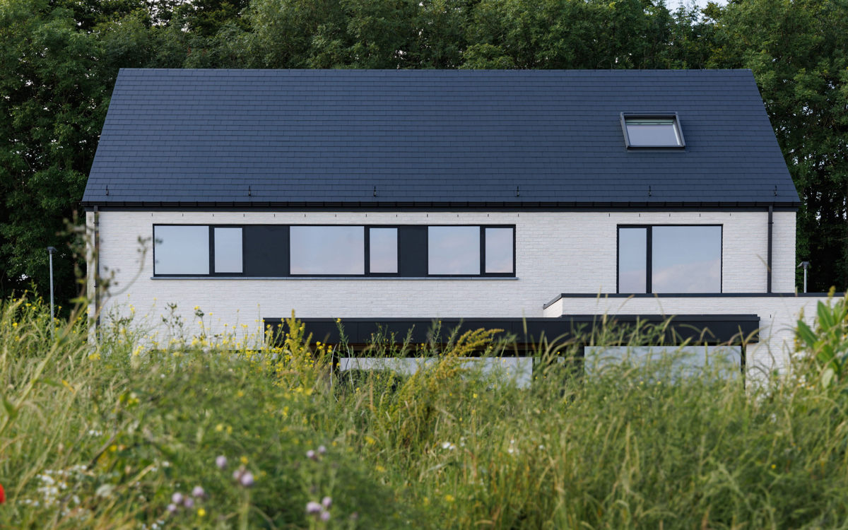 Cedral TECTA: sobere elegantie met functionele insteek voor fraai woonproject