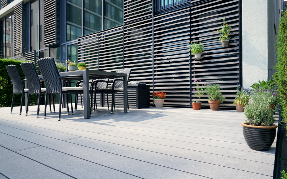 Southern living in northern Germany: a new terrace in Hamburg