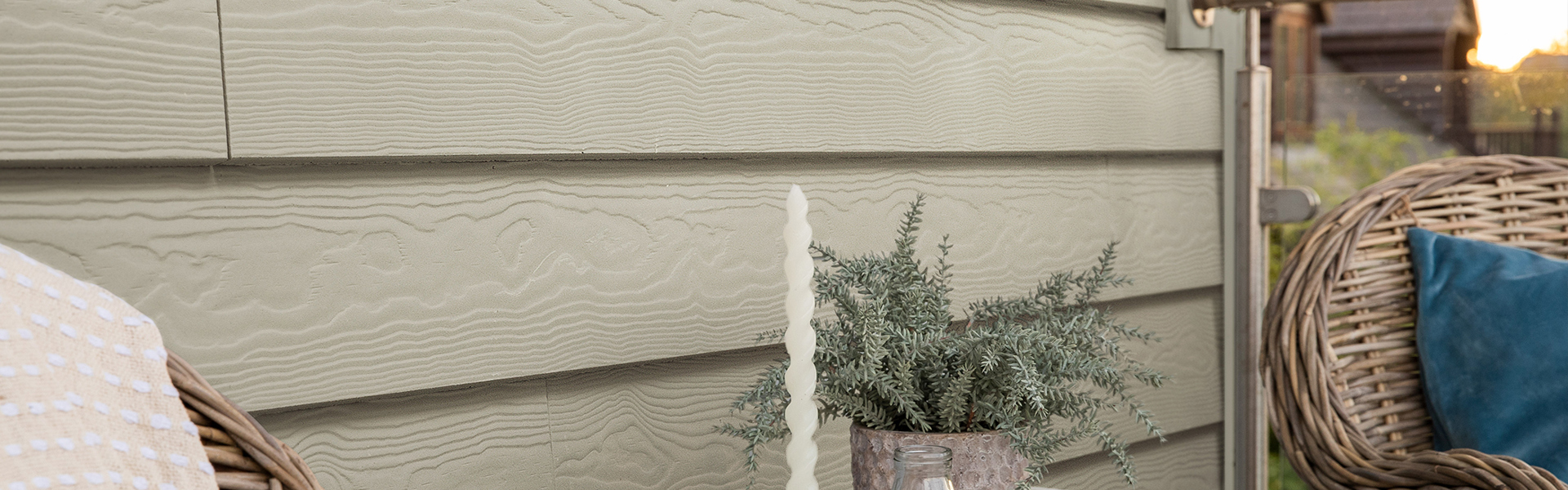 Smooth installation with Cedral Select Professionals