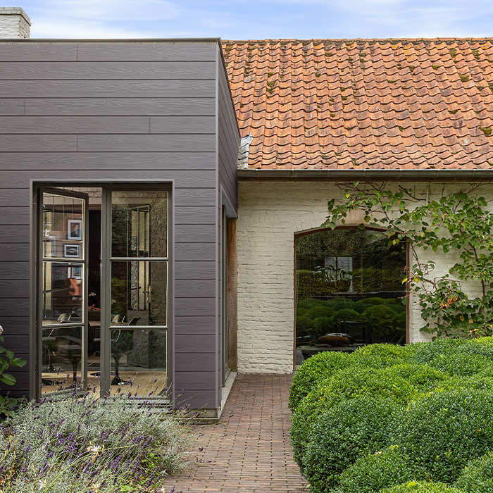 Cedral dailylenčių ir plytų derinimas