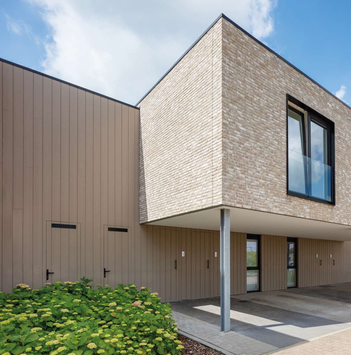 7 Inspirationen für eine einzigartige vertikale Fassade