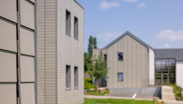 Vezelcement: het perfecte materiaal voor sociale woningbouw