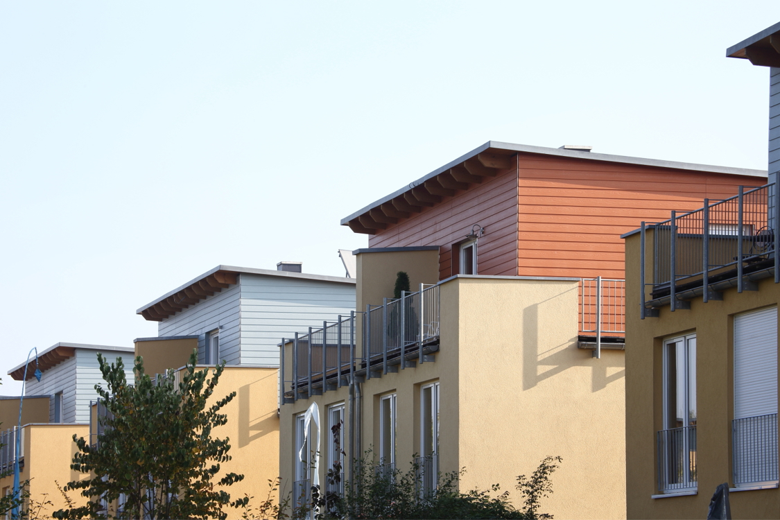 Verleihen Sie Ihrem Haus mit langlebigen Fassadenverkleidungen eine moderne Optik