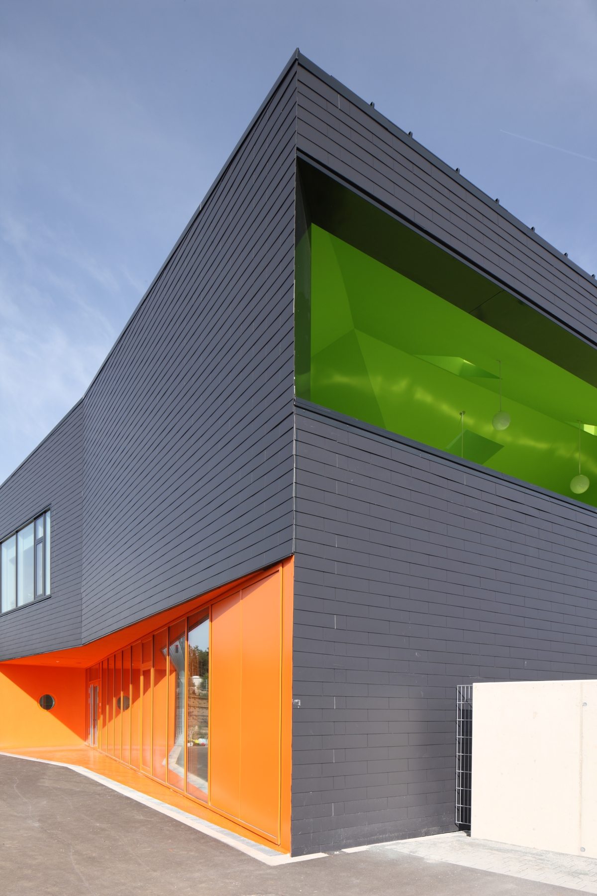 Company Building in Roth4/5