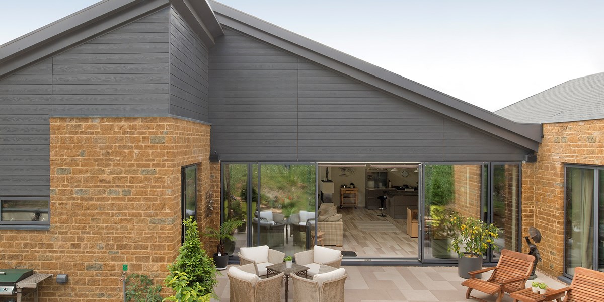 Cedral Click fibre cement cladding weatherboards in Slate Grey