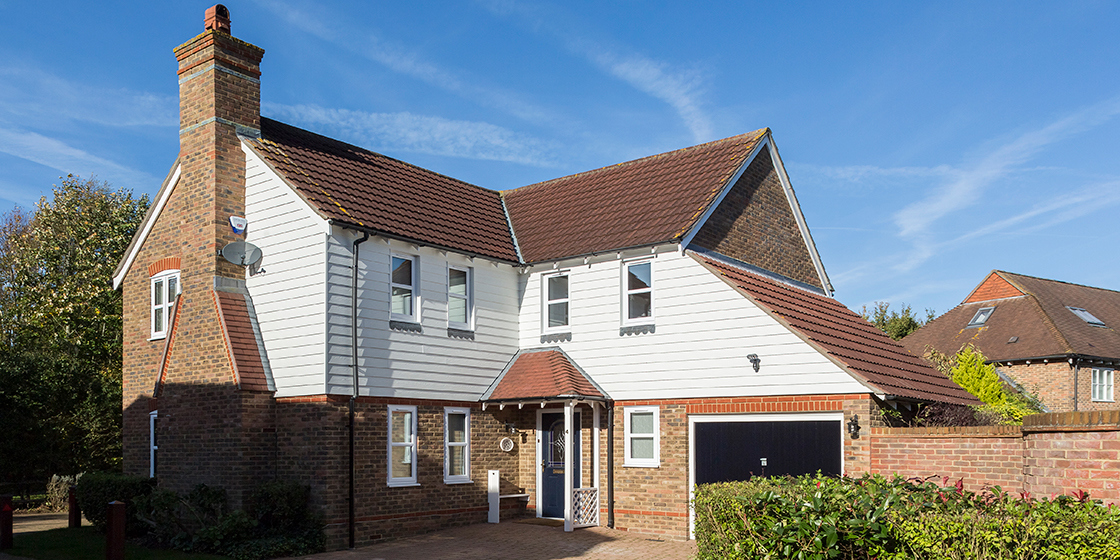 Cedral Lap shiplap wood effect fibre cement cladding