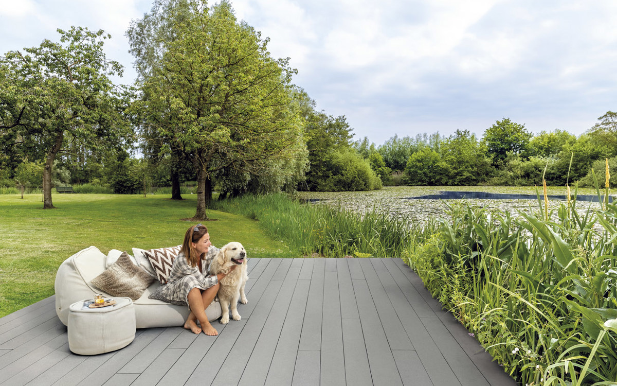 Entscheiden Sie sich für mehr Sicherheit und wählen Sie rutschfeste Cedral Terrassendielen